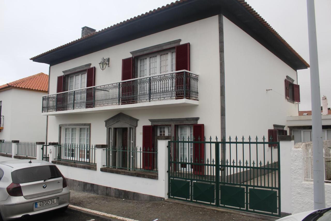Vitorino De Nemesio Guesthouse 蓬塔德尔加达 外观 照片