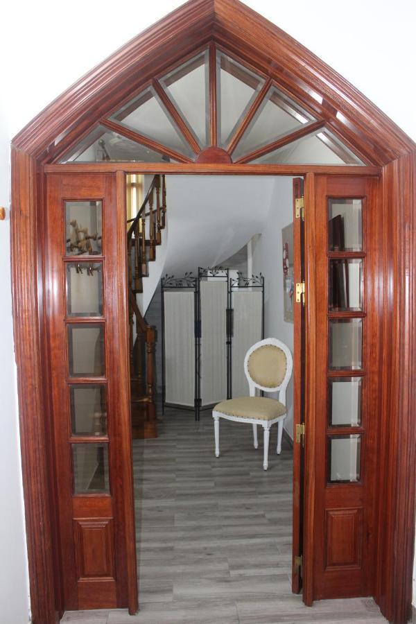 Vitorino De Nemesio Guesthouse 蓬塔德尔加达 外观 照片