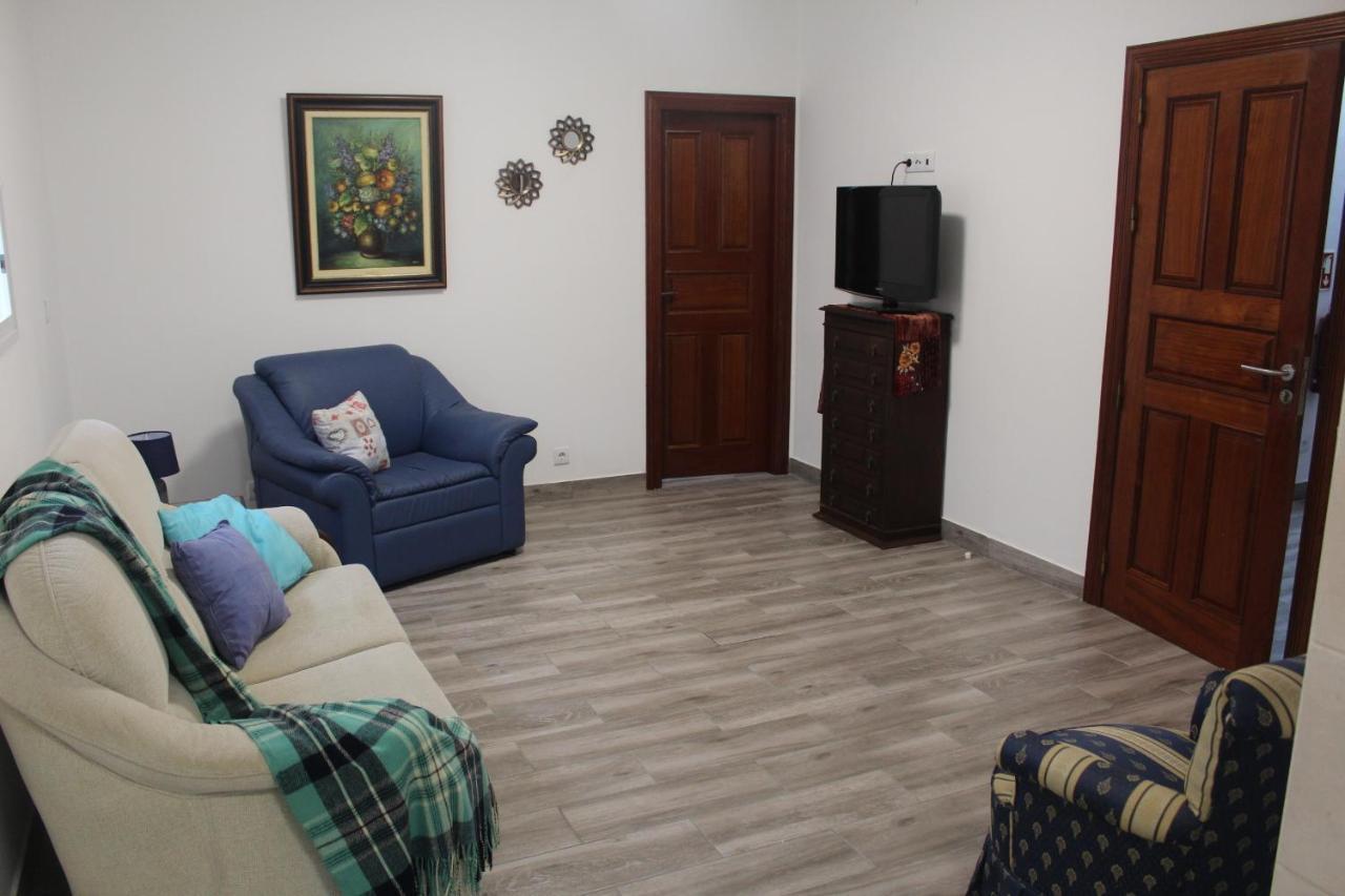 Vitorino De Nemesio Guesthouse 蓬塔德尔加达 外观 照片