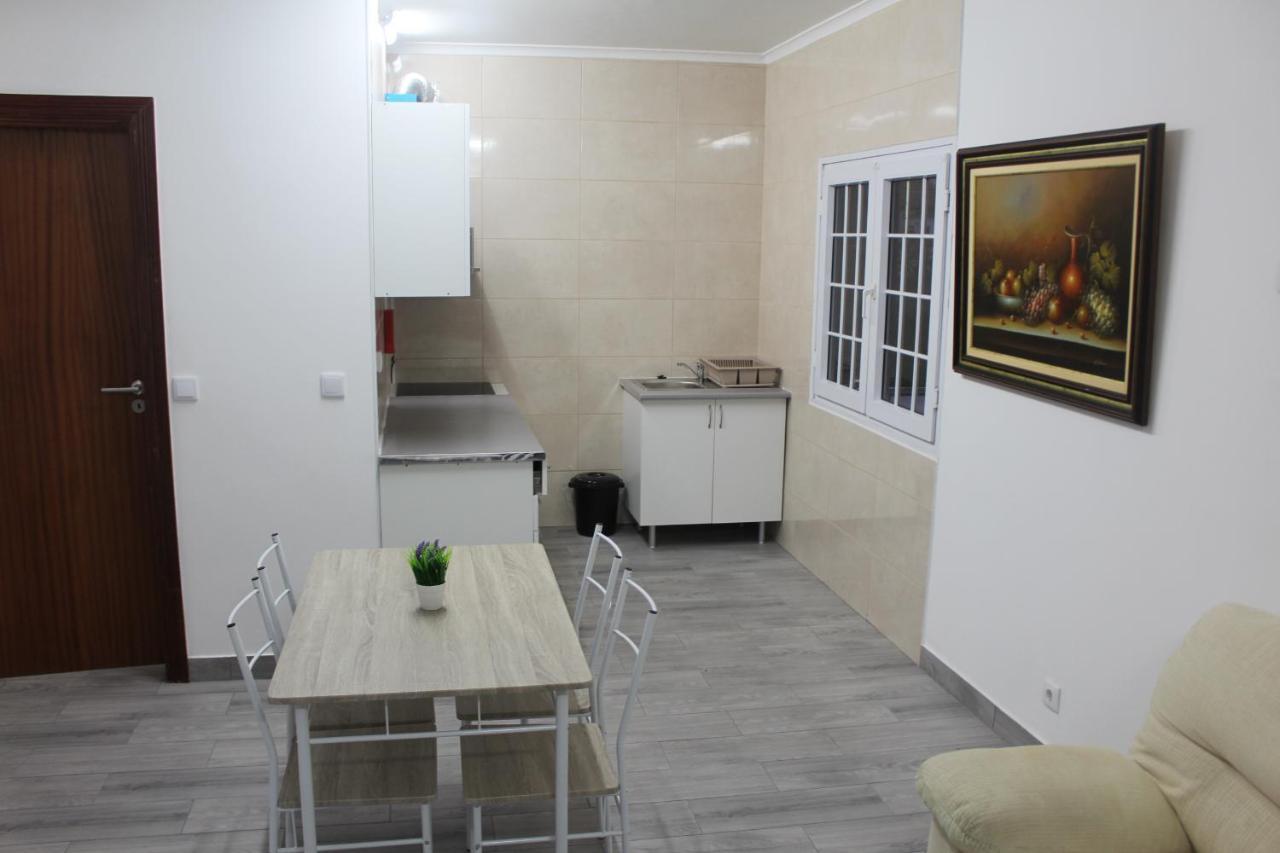 Vitorino De Nemesio Guesthouse 蓬塔德尔加达 外观 照片