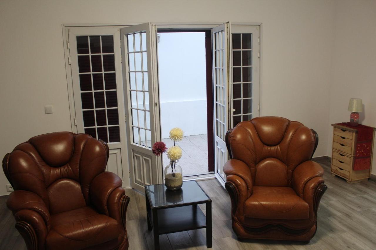 Vitorino De Nemesio Guesthouse 蓬塔德尔加达 外观 照片