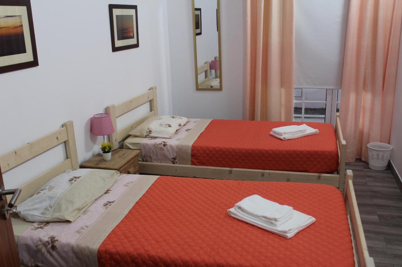 Vitorino De Nemesio Guesthouse 蓬塔德尔加达 外观 照片