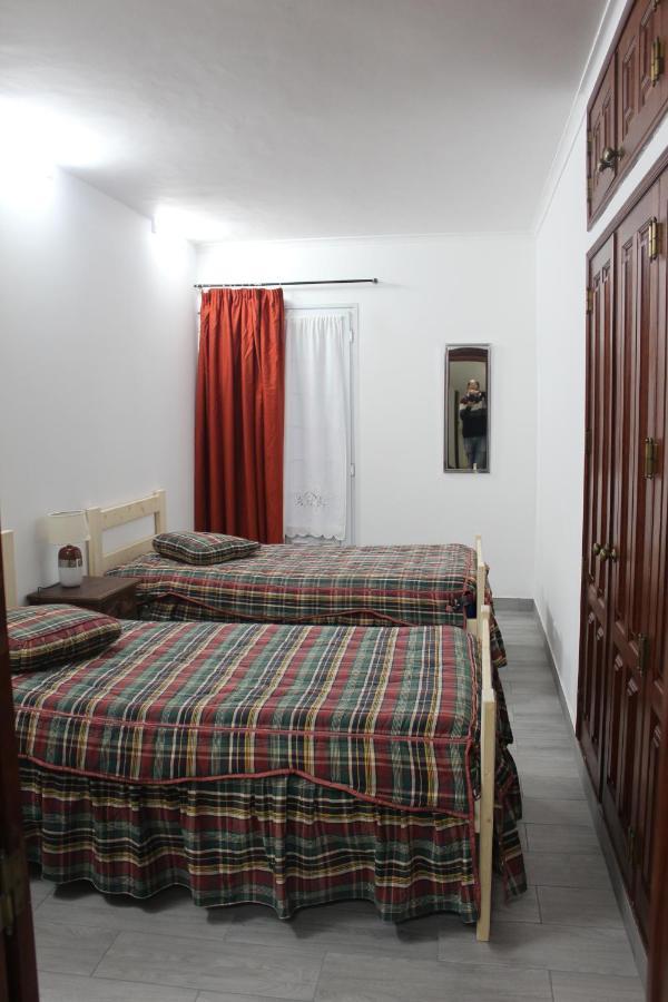 Vitorino De Nemesio Guesthouse 蓬塔德尔加达 外观 照片