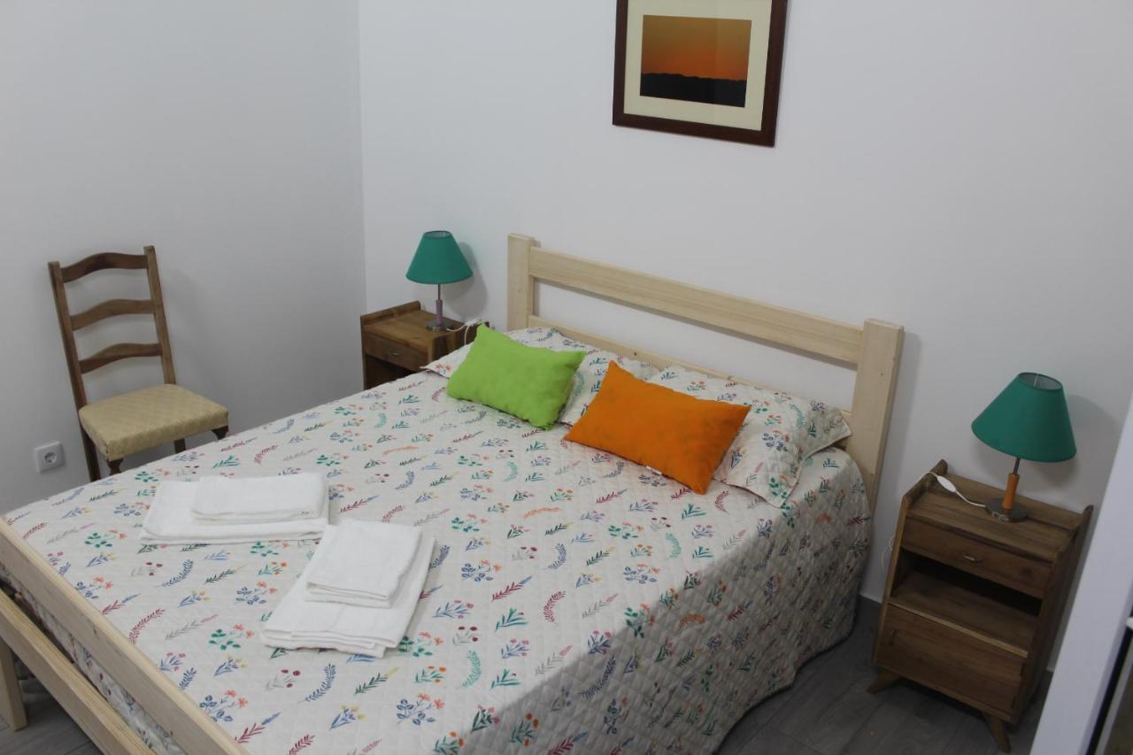 Vitorino De Nemesio Guesthouse 蓬塔德尔加达 外观 照片