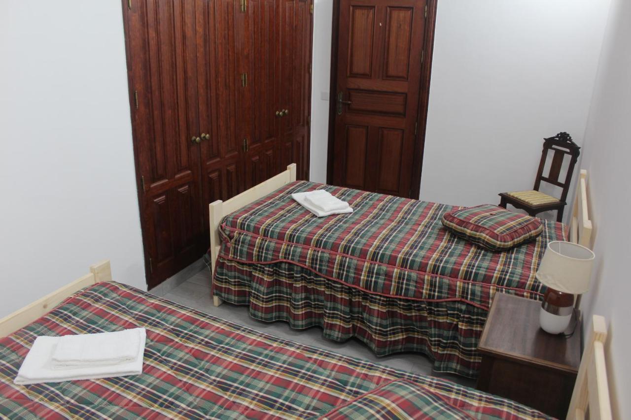 Vitorino De Nemesio Guesthouse 蓬塔德尔加达 外观 照片