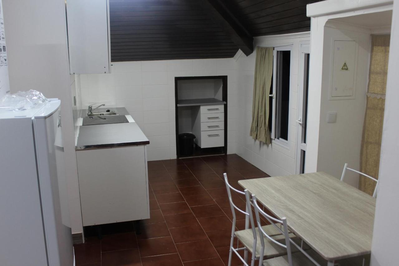 Vitorino De Nemesio Guesthouse 蓬塔德尔加达 外观 照片
