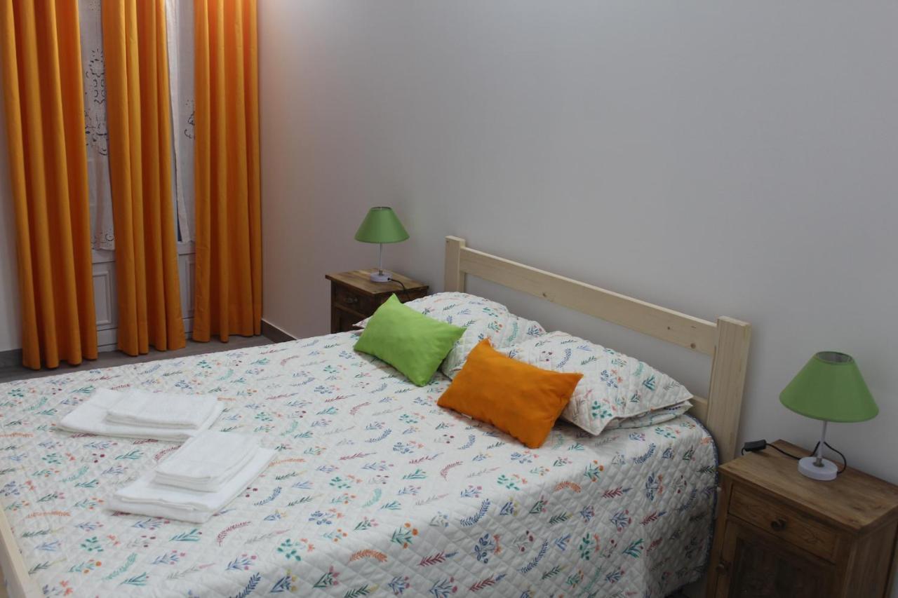 Vitorino De Nemesio Guesthouse 蓬塔德尔加达 外观 照片